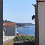 Leona Διαμέρισμα