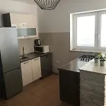 Leona * Rogoznica (Sibenik-Knin)