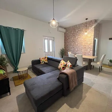 Leona Apartament Rogoznica (Sibenik-Knin)