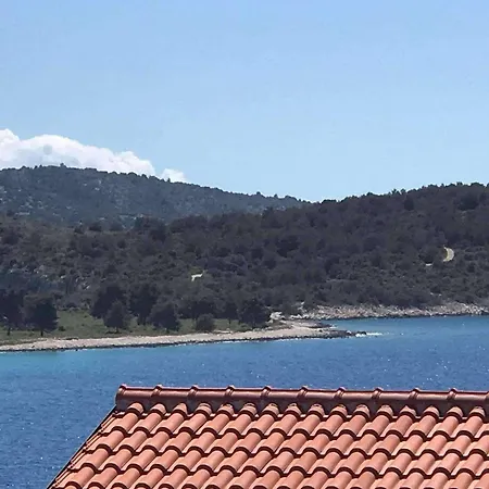 Leona * Rogoznica (Sibenik-Knin)